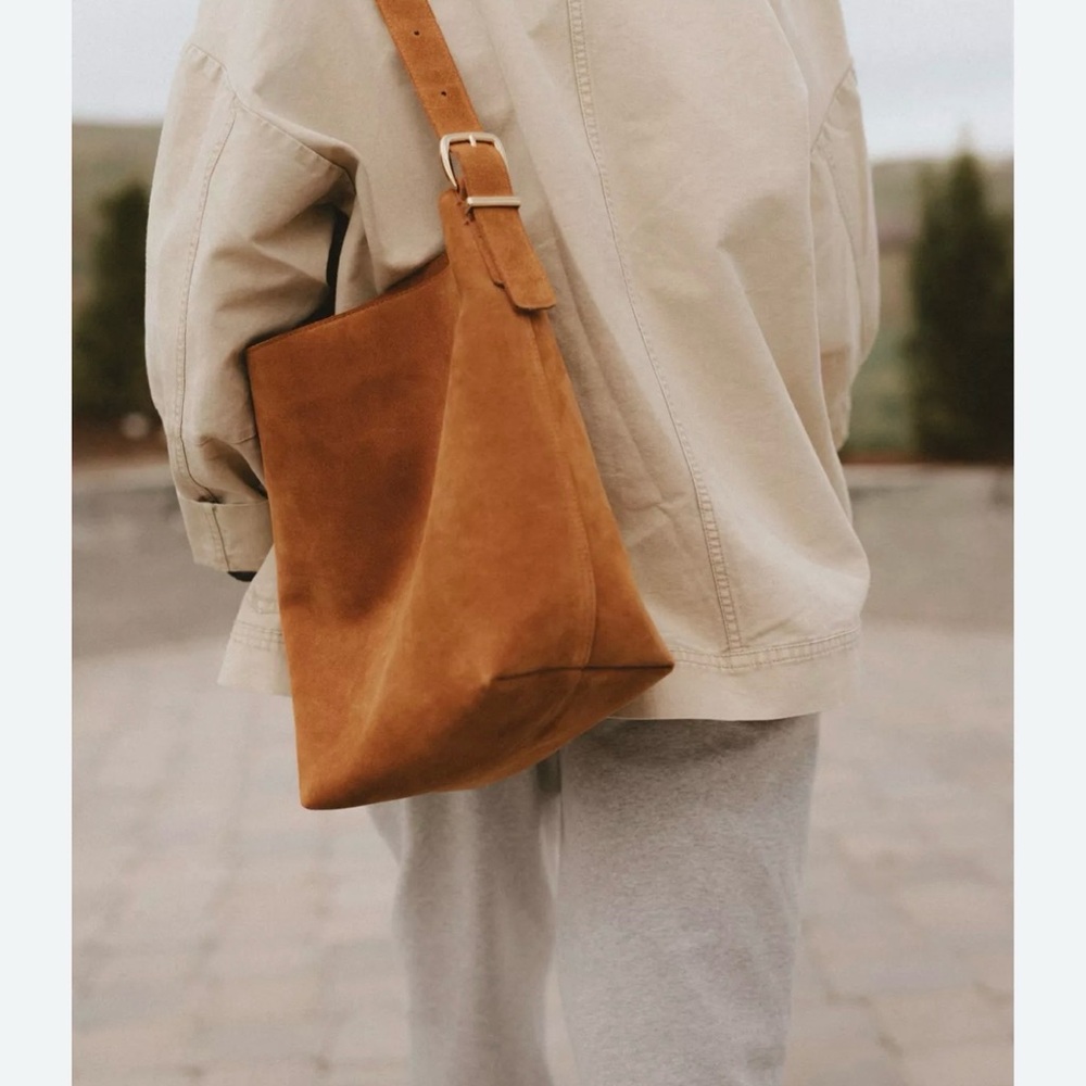 Madewell Suede Essential Bucket Tote - Picture 2 of 7